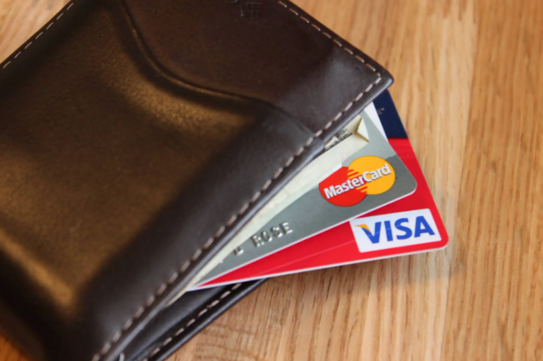 What are the benefits of having a U.S. credit card in the U.S.?